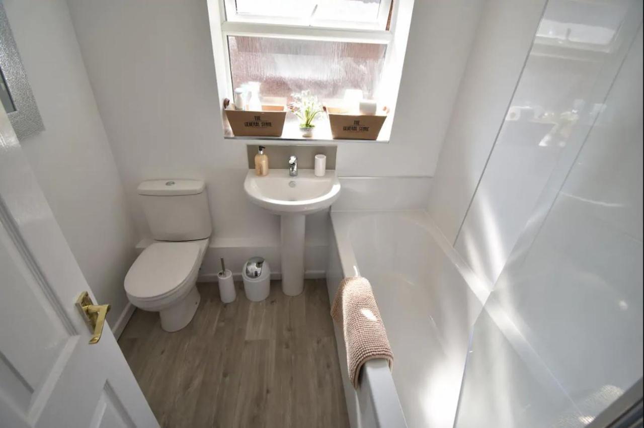 3-Bedroom Comfy Home In Solihull Luaran gambar